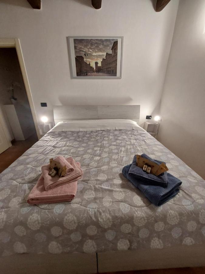 Dodo'S House Hotel Ферара Екстериор снимка