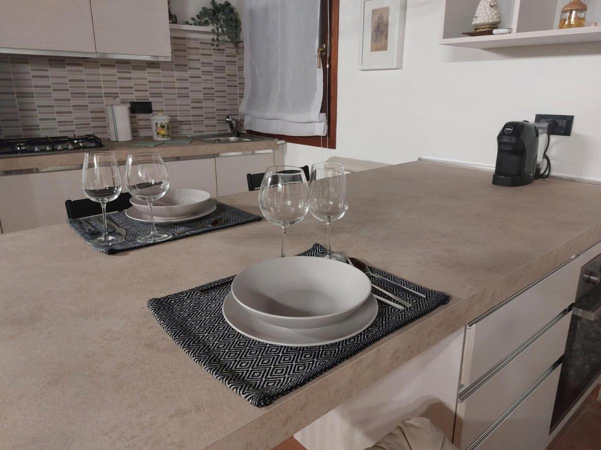 Dodo'S House Hotel Ферара Екстериор снимка